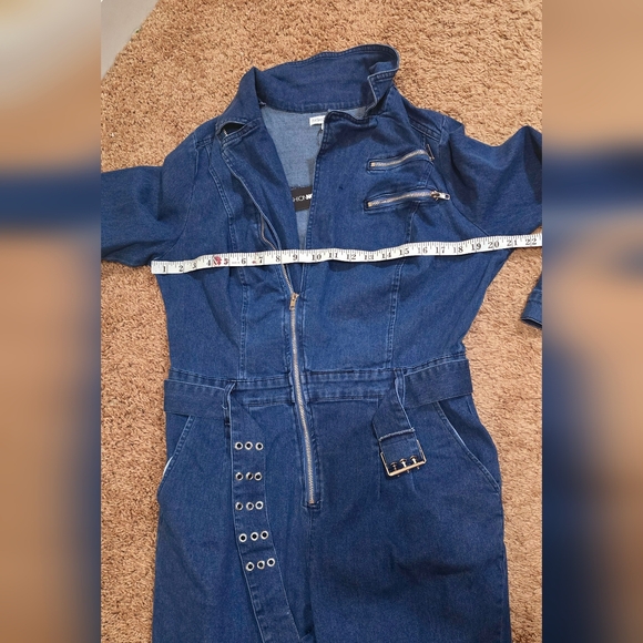 Fashion nova jumpsuit - Picture 9 of 9
